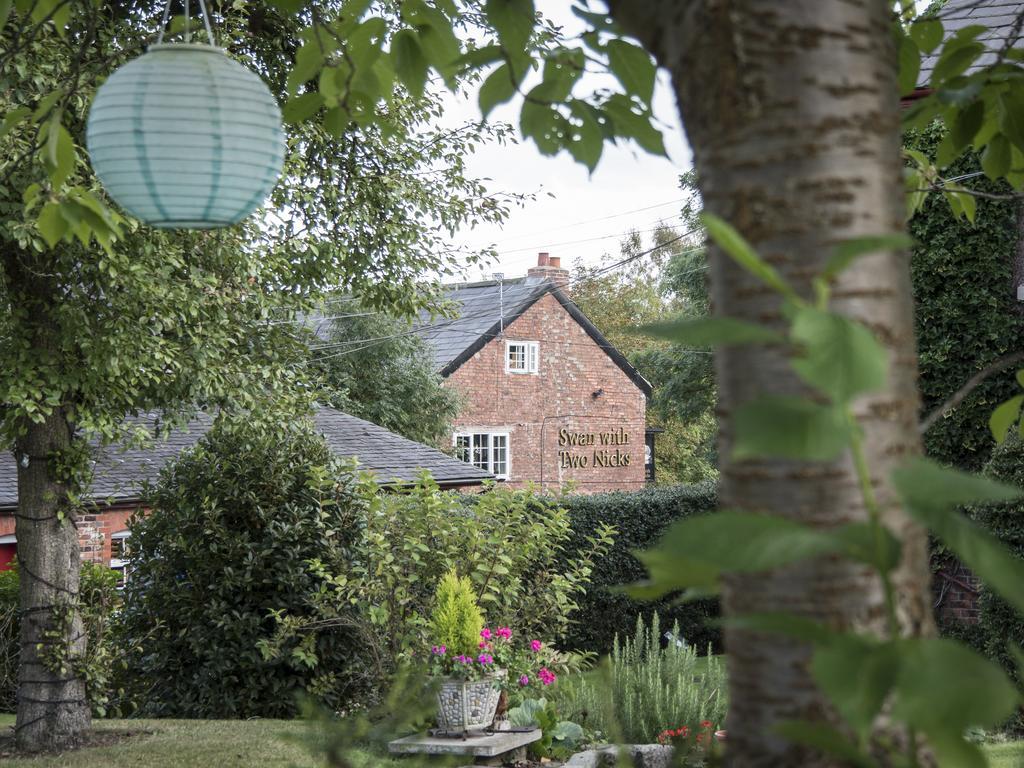Ash Farm Country House Little Bollington Exterior photo