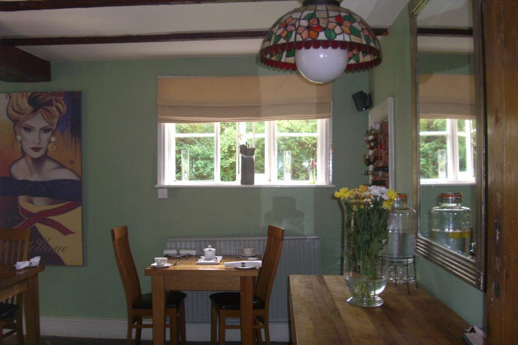 Ash Farm Country House Little Bollington Exterior photo